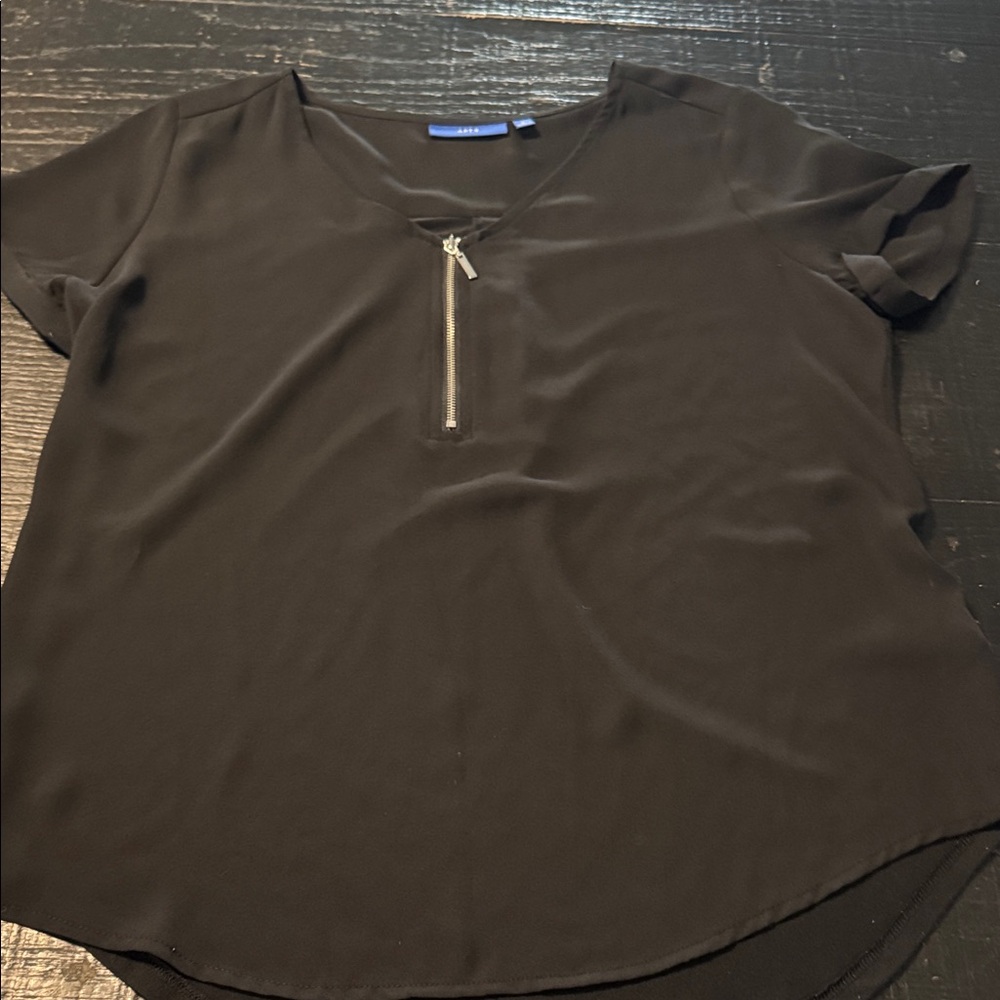 Apt. 9 Black Short Sleeve Blouse with Zipper